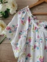 Бяла блузка памучна материя на цветя , снимка 3