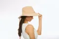 Лятна Дамска Шапка Justine - Бежово, снимка 1