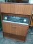 Радио грамофон, шкафче, работещ от 70 те год., снимка 3