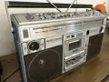 Hitachi TRK-8290E Ретро Радиокасетофон Boombox от 80-те, снимка 2