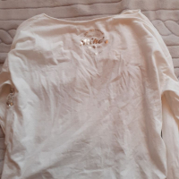 Бяла блуза с пайети, снимка 3 - Блузи с дълъг ръкав и пуловери - 36195338