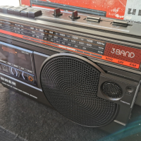 ТОП!!! радио FM касетофон UHER  power port 50, снимка 1 - Радиокасетофони, транзистори - 44527426