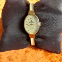 Стар дамски часовник , снимка 13 - Антикварни и старинни предмети - 42559129