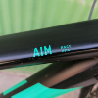 Алуминиев планински велосипед CUBE AIM RACE 29" с хидравлични спирачки, снимка 11 - Велосипеди - 36200234