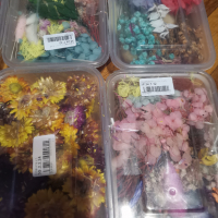 Микс сухи цветя в кутия за декорация натурални сапун сапуни свещи свещ бижу бижута смола аранжиране, снимка 8 - Изкуствени цветя - 36331627