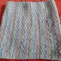 Плетен кръгъл шал на две куки, снимка 7 - Шалове - 36045972