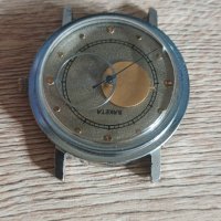 Часовник Ракета Коперник СССР , снимка 2 - Антикварни и старинни предмети - 41102821