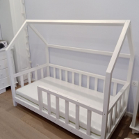 Детско легло тип къщичка, снимка 3 - Мебели за детската стая - 36383944