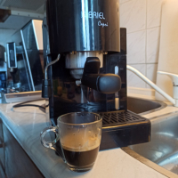 Кафе машина Бриел, работи перфектно и прави страхотно кафе с каймак , снимка 3 - Кафемашини - 36504493