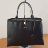 Луксозна Черна чанта/реплика  Prada код L243, снимка 1 - Чанти - 35689647