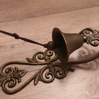 Чугунена камбана с прекрасен звън!, снимка 2 - Градински мебели, декорация  - 36323390
