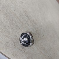 Сребърен пръстен с камъни череп и кости, снимка 3 - Пръстени - 33990035