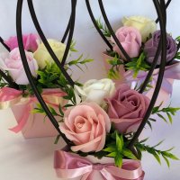 Букет от сапунени рози, снимка 8 - Подаръци за жени - 41926042