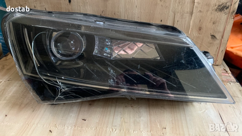 Фар за Шкода Суперб, снимка 1