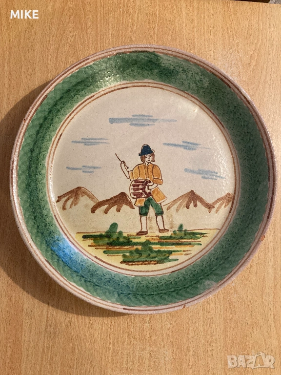 Декоративна чиния за стена, снимка 1