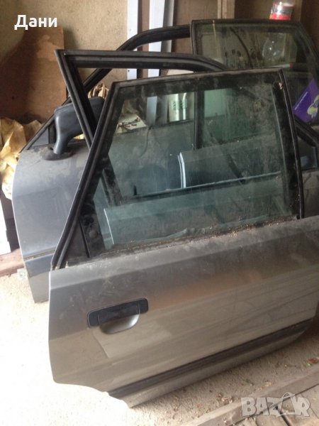 Врати за Ауди 80, снимка 1