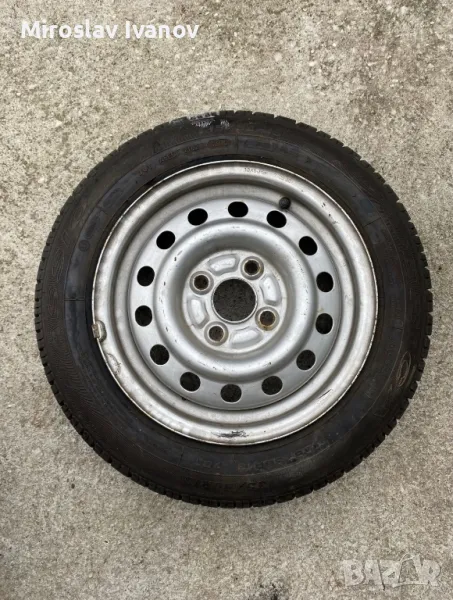 резервна гума, патерица, снимка 1