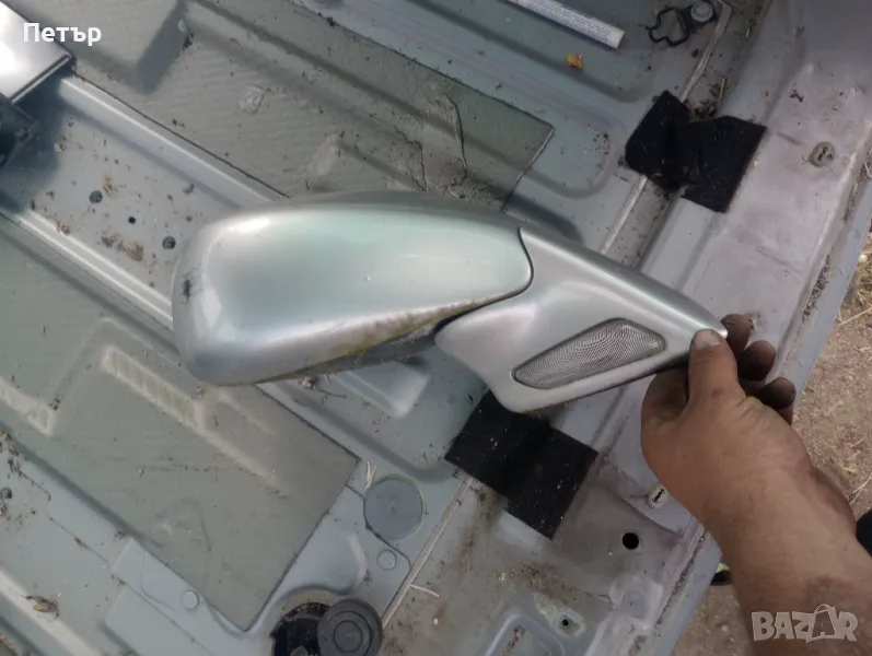 Дясно огледало ситроен ц8 Пежо 807 ланчия федра , снимка 1