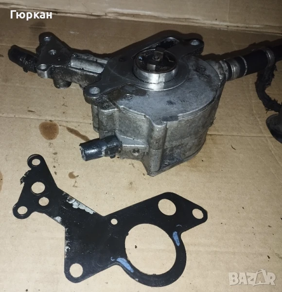 VW Golf 5 - VW Caddy 1.9 TDI Вакум Помпа      038 145 209 , снимка 1