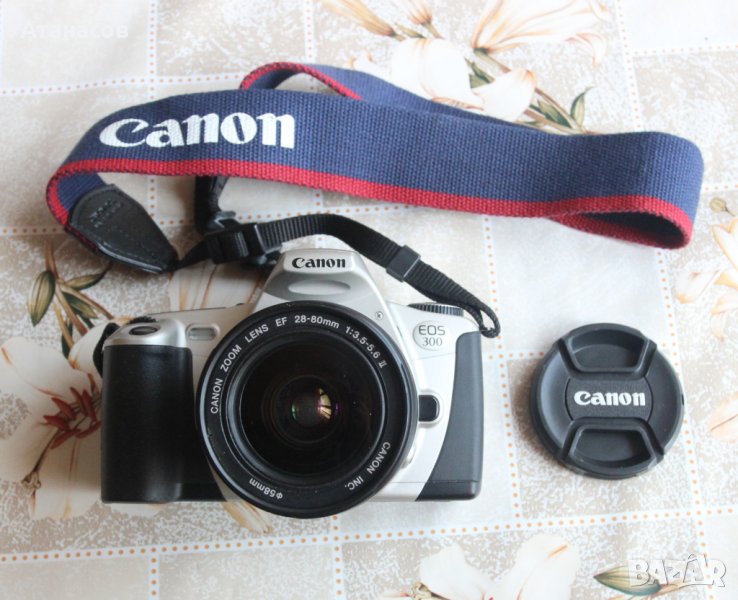 Canon EOS 300 + обектив Canon 28–80 mm f/3.5-5.6 II , снимка 1