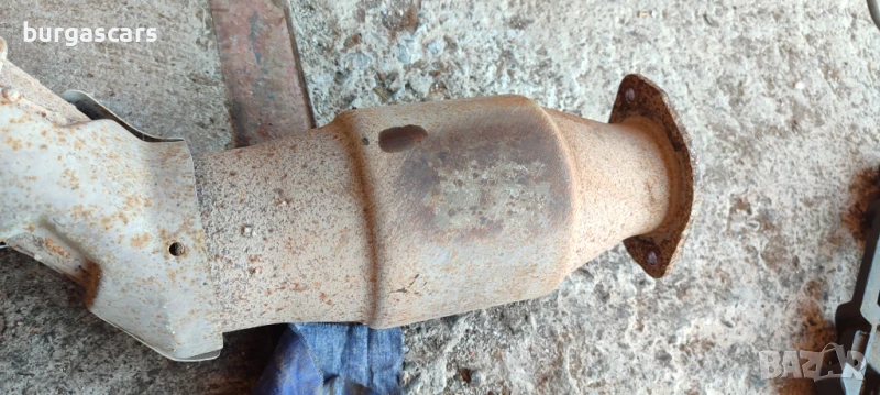 Катализатор среден Nissan Murano Z51 3.5-256к. - 200лв, снимка 1