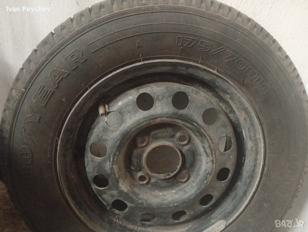 Гума от Форд 175/70/13, снимка 1