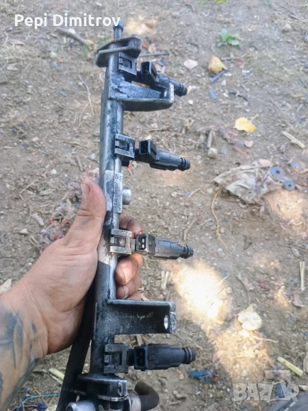 8F9H487 8F-9H487; 8F-9D280 Рейка за горивни инжектори (инжектори) (Горивна инжекторна релса FR426340, снимка 1