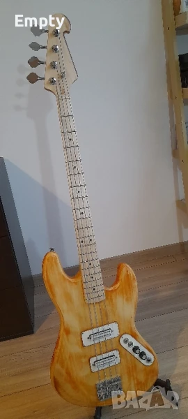 Бас китара с релсови адаптери, снимка 1