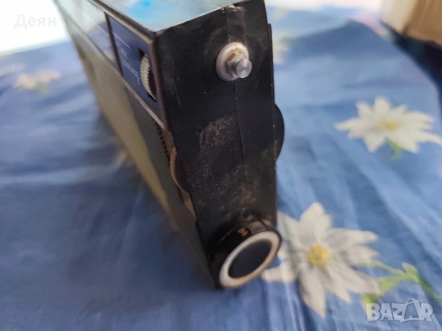 Транзистор ussr ,има счупвания отпред, снимка 4 - Радиокасетофони, транзистори - 51118394