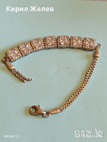 Сребърна тенис гривна с циркониеви камъни елегантен дизайн 52427