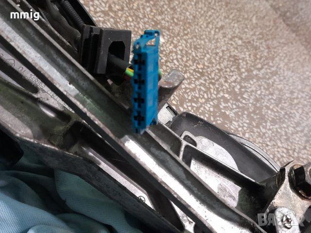 Предна чистачка за мерцедес S-класа, снимка 5 - Части - 41327362