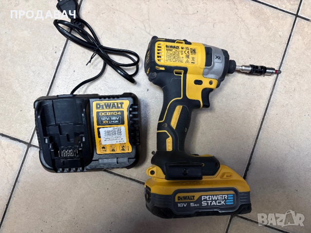 Винтоверт DeWALT DCF887