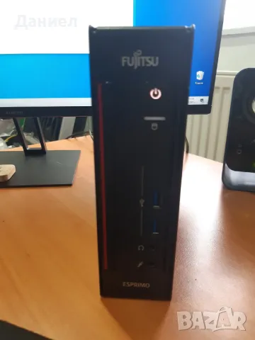 Продавам компютър Fujitsu Esprimo Q556, снимка 1 - Работни компютри - 49004629