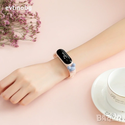 Детски LED часовник, водоустойчив, гумена каишка, цифров дисплей, снимка 4 - Смарт часовници - 53854322