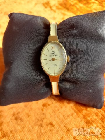 Стар дамски часовник , снимка 13 - Антикварни и старинни предмети - 42559129