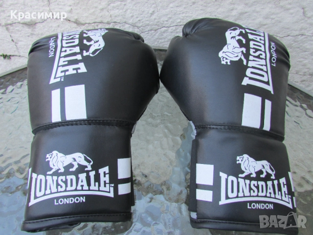 Боксови ръкавици Lonsdale Contender