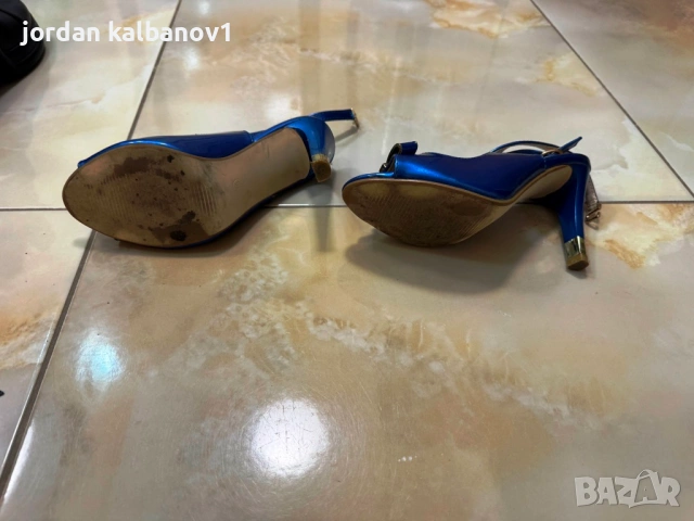 Подарявам - дамски сини лачени обувки на висок ток номер - 35 стелка - 22см. ток - 8см., снимка 3 - Дамски обувки на ток - 53806278