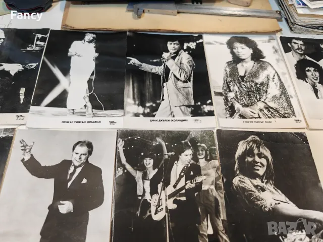 Картички, снимки световни групи и певци, снимка 7 - Колекции - 47720555