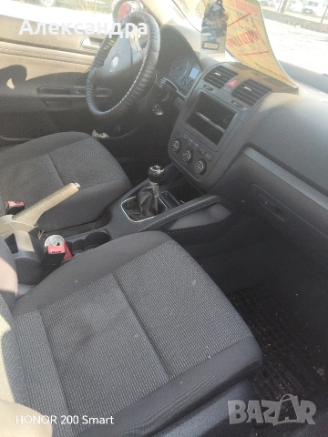 Продава се VW Jetta – 2006 г. 1.9TDI, снимка 4 - Автомобили и джипове - 53661202