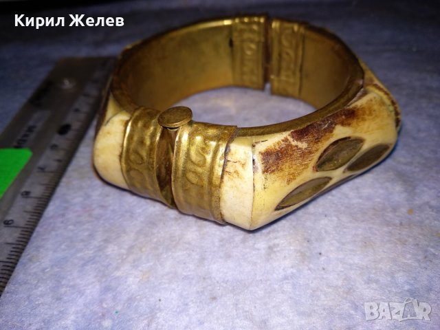 СТАРИННА БРОНЗОВА ТИБЕТСКА ТРАДИЦИОННА МАСИВНА ГРИВНА с ЩИФТ и КАМИЛСКА КОСТ РЪЧНА ИЗРАБОТКА 38321