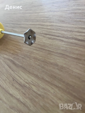 Мини миксер за фрапе жълт цвят, снимка 5 - Миксери - 51555669