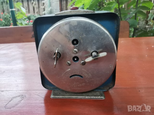 БУДИЛНИК Б84 , снимка 3 - Антикварни и старинни предмети - 42677823