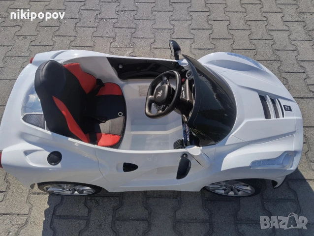 TESLA Акумулаторна кола LIBERTY бял, снимка 9 - Коли, камиони, мотори, писти - 53849474