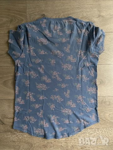 Издължена тениска Abercrombie & Fitch, снимка 3 - Тениски - 33821582