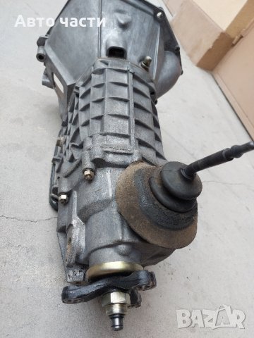 скоросна котия 5степедна ревизирана напълно всичко е сменено чисто нови части.ЛАДА НИВА.