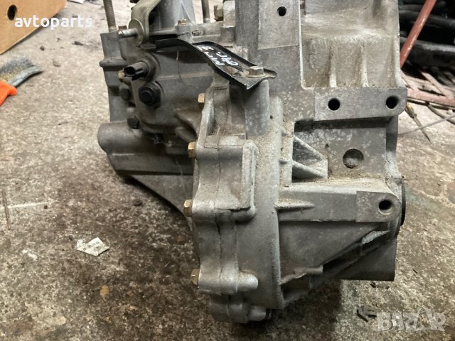 Mazda 6 2004 година 2.0d 136кс Скоростна кутия 5 ск, снимка 3 - Части - 42612049