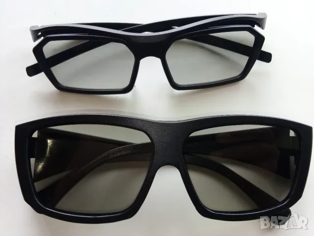 Два броя 3D очила