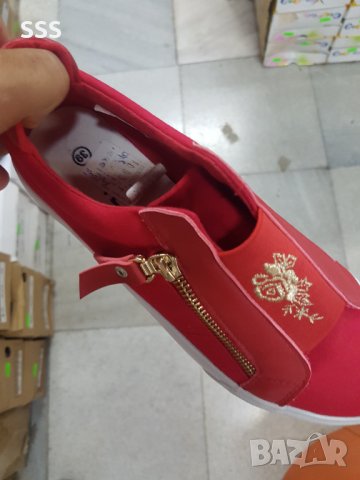 Обувки, снимка 3 - Дамски ежедневни обувки - 41791795