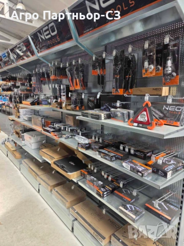 Специализиран магазин за професионални инструменти и крепежни елементи 