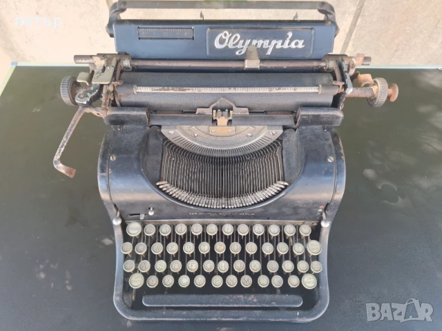 Стара пишеша машина Олимпия, снимка 3 - Антикварни и старинни предмети - 51158141